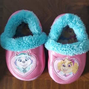 Toddlers slippers